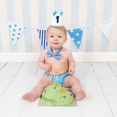 Boy Blue Striped Background with Blue Outfit Cake Smash Photography 