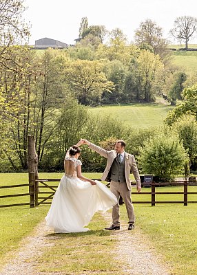 The White Hart Inn, Derbyshire - Midlands Wedding Photographer